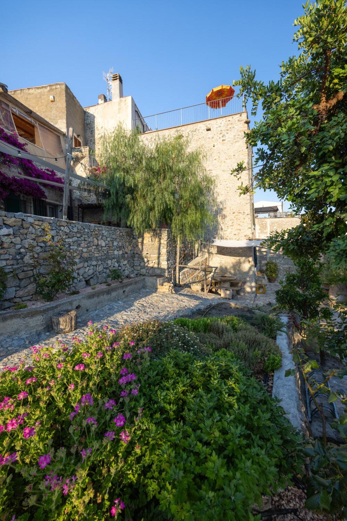 Ca' D'Alda Hotel Borgio Verezzi Exterior foto